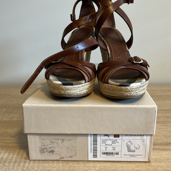 Burberry wedges - Picture 6 of 7